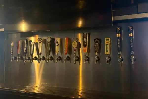232 Bar
