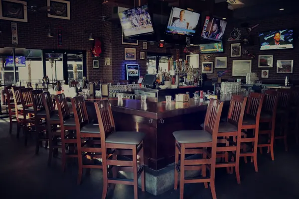 4th Street Bar & Grill