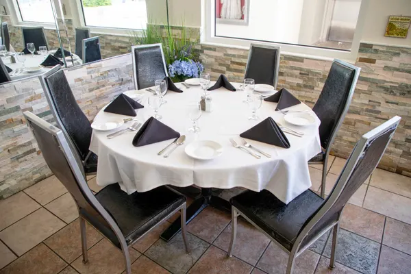 Acqua Bistro in Hollywood, FL