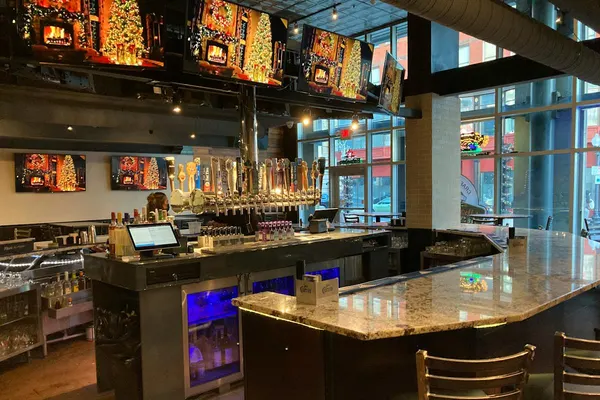 Albany Stadium Restaurant & Bar