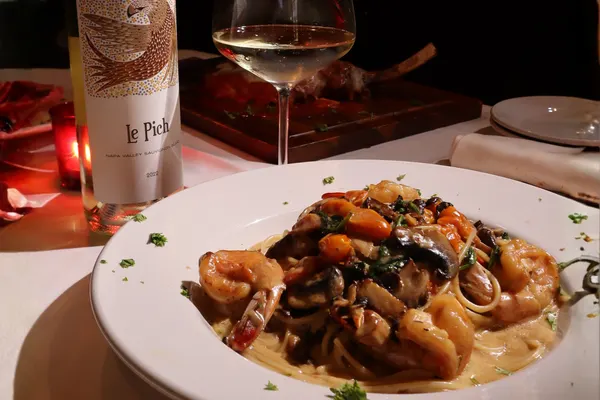 Anacapri Italian Restaurant, Market and Wine Bar