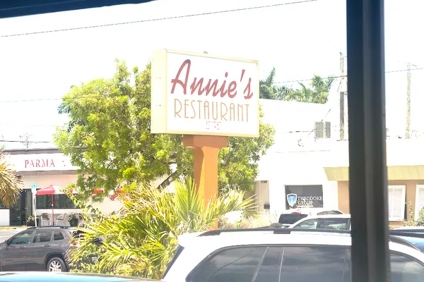 Annie's Restaurant