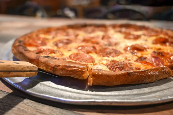 Apollo Pizza