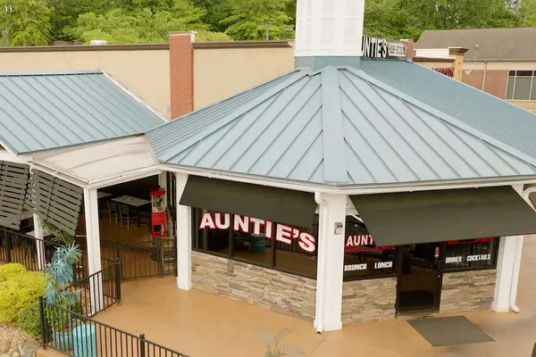 Aunties House Kitchen and Bar