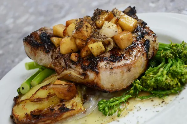 Baciami Italiano & Prime Steakhouse