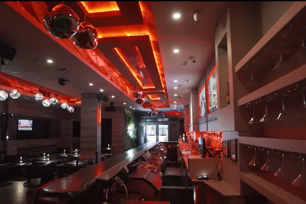 Bar Idol