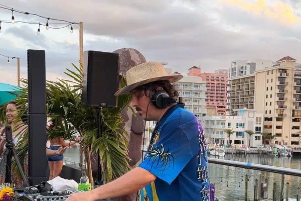 Bar Tiki Clearwater Beach