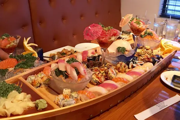 Best Thai & Sushi