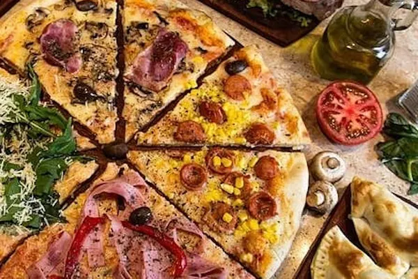 Bizzarro Pizza