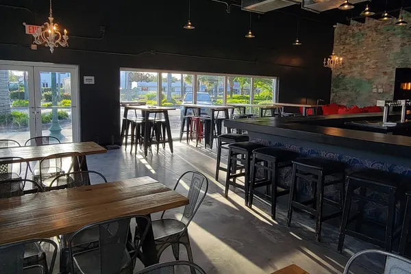 Black Flamingo Brews & Kitchen