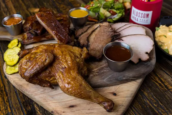Blossom Hill BBQ & Burgers