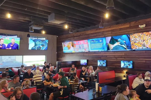 Bogey's Sports Pub