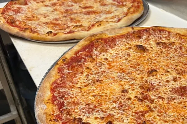 Cap's Pizza & Pub