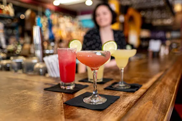 Dunedin happy hour