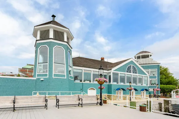 Chart House