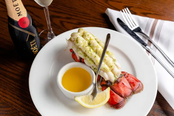 City Oyster & Sushi Bar