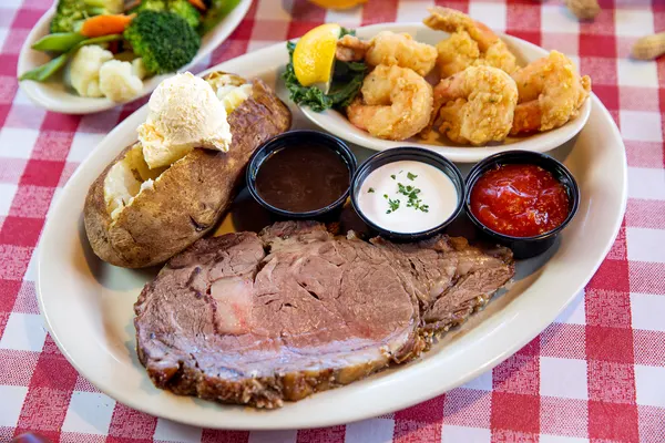 Cody's Original Roadhouse- Bay Pines