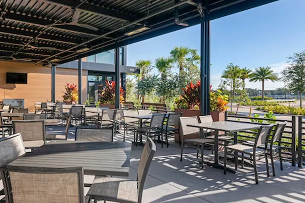 Cooper’S Hawk Winery & Restaurant