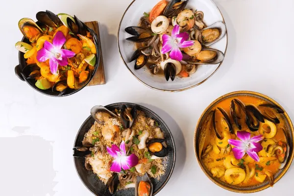 Costanera Peruvian Cuisine