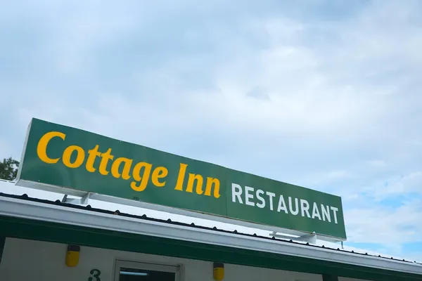 Cottage Inn in Lady Lake, FL