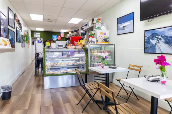 Dale Arepa Bar & Healthy Bistro Miami