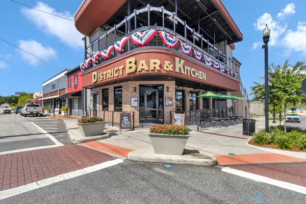 District Bar and Kitchen