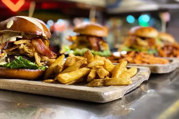 Dixie Grill & Brewery