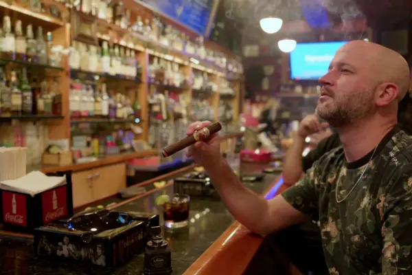 Downtown Cigar BAR