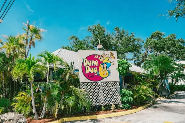 Dune Dog Cafe