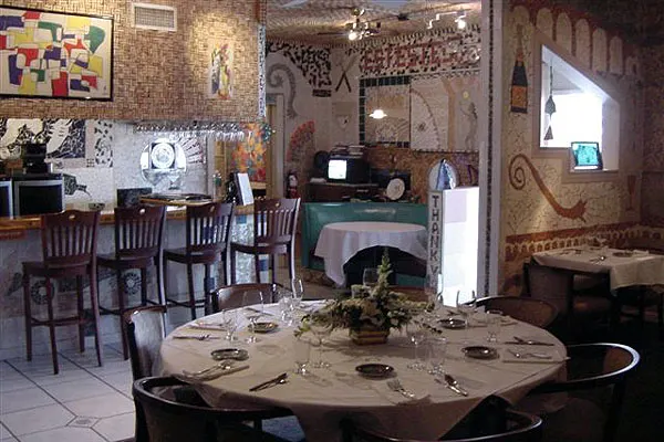 Dwight's Bistro