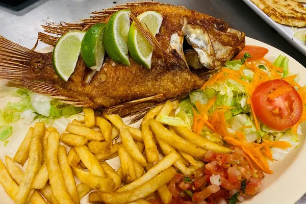 El Acajutla Restaurant- Bonita Springs