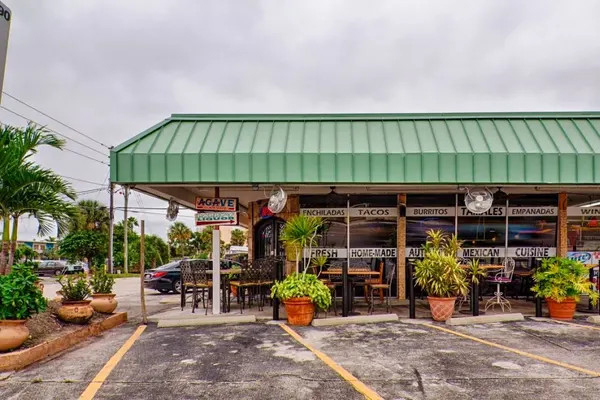 El Agave Bar