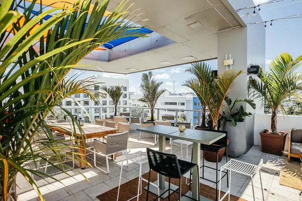 El Patio Restaurant – Bar Habana – La Terraza Rooftop