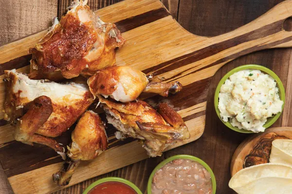 El Pollo Dorado