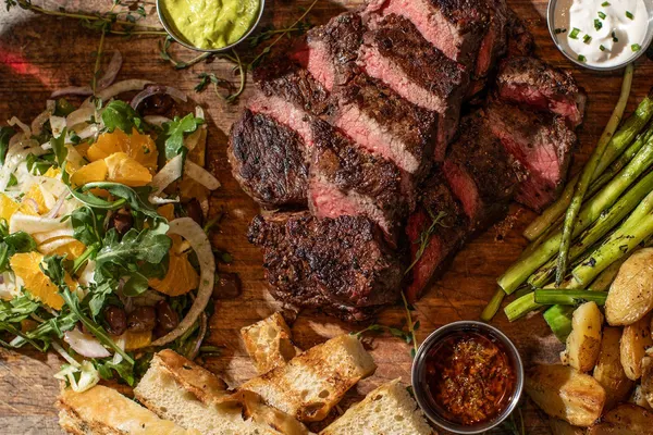 ENZO Steakhouse & Bar