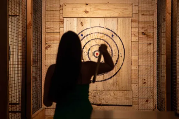 Epic Axe Throwing