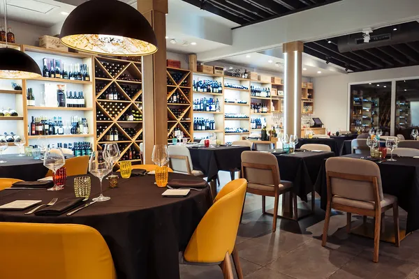 Ferraro's Kitchen Restaurant and Wine Bar