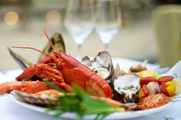 Fish Tale Grill by Merrick Seafood