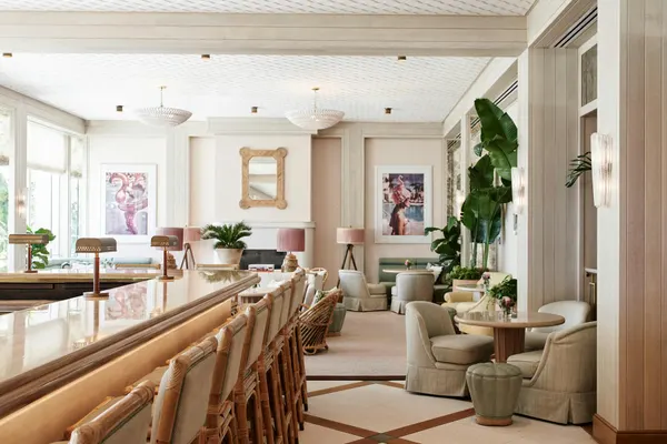 Florie's Bar