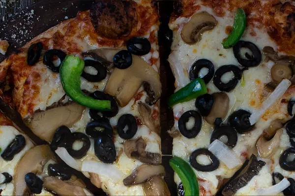 Fox's Pizza Downtown