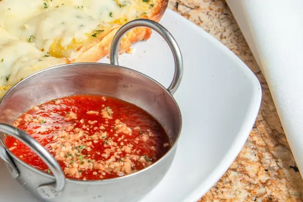 Fratelli’s Pizzeria