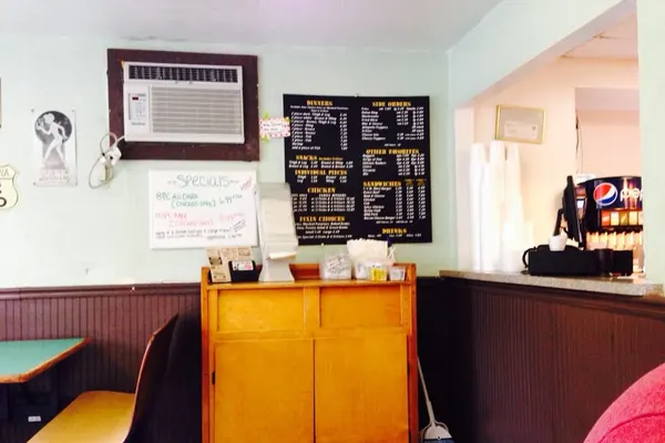 Fryer's Chicken in Melrose, FL