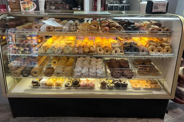G & G Bakery and Cafe
