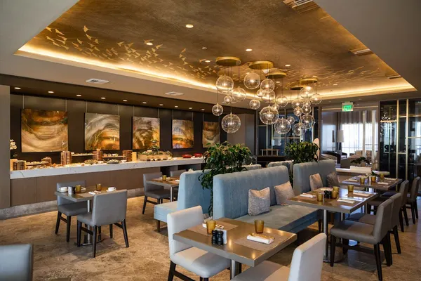 Gala Restaurant & Muse Bar