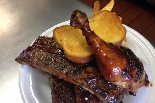 Harvey's BBQ Kitchen