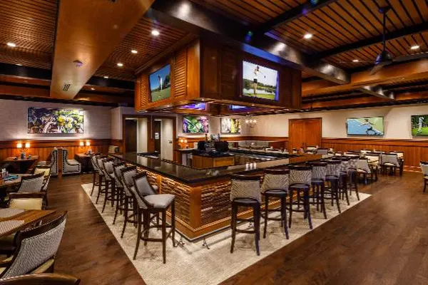 Heritage Palms- Oasis Grill & Tiki