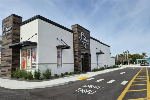 HTeaO - Nokomis (Albee Rd. W. & N. Tamiami) in Nokomis, FL