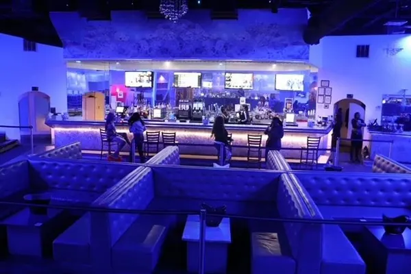 IceBar Lounge & Restaurant