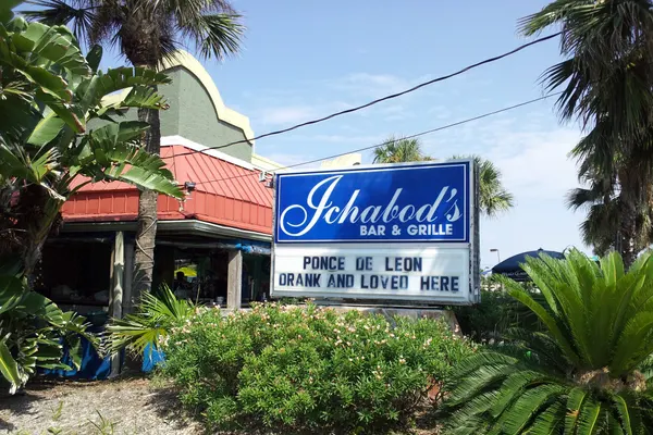 Ichabod's Dockside Bar & Grille