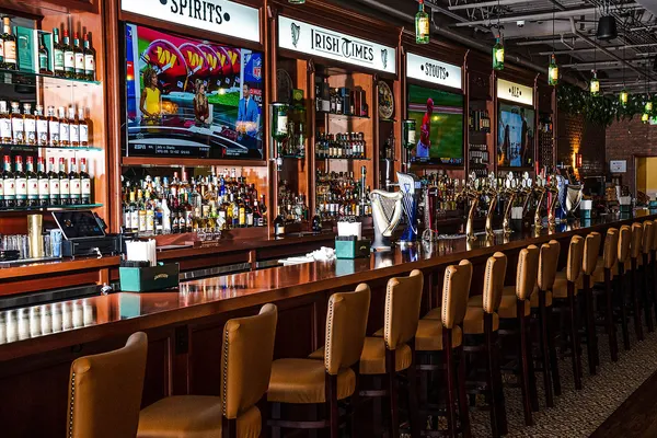 Irish Times Bar & Grill Naples